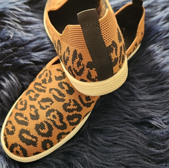 Vince Camuto shoes - Picture 5 of 6